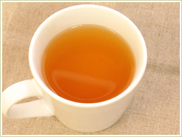 昼食、夕食は黒煎り玄米のおも湯