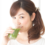 栄養価に富んだモリンガ青汁粉末